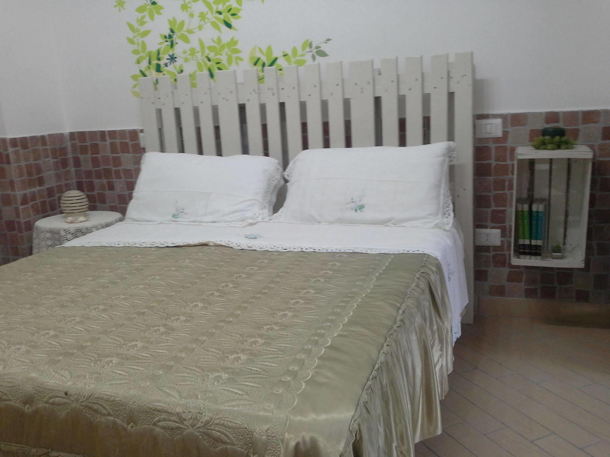 I Giardini Di Capodimonte 2 Bed & Breakfast Napoli Exterior foto